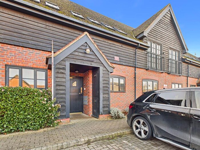 2 Bedroom Apartment For Sale In Kingsfield Road, Biggleswade, SG18