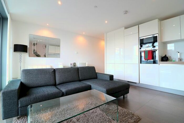 1 Bedroom Flat To Rent In Book House, City Road, Shoreditch, Angel, London, EC1V