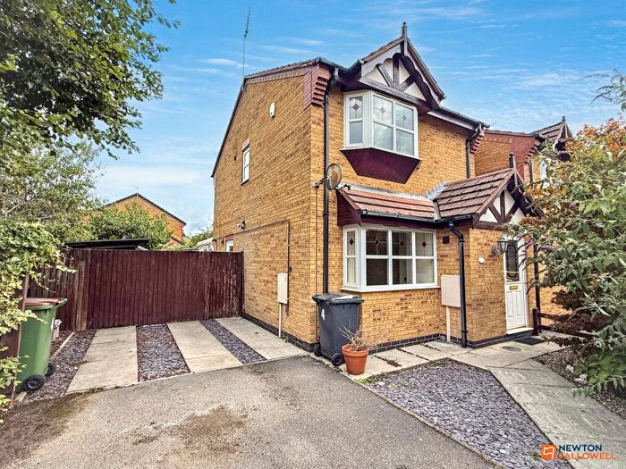 3 Bedroom Detached House For Sale In Poppy Close, Coalville, LE67