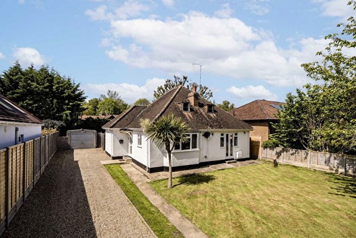 2 Bedroom Bungalow For Sale In River Ash Estate, Shepperton, TW17