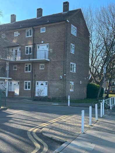 3 Bedroom Flat To Rent In Queen Caroline Street, London, W6