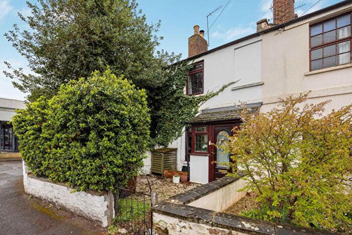 3 Bedroom House For Sale In Alstone Lane, Cheltenham, Gloucestershire, GL51