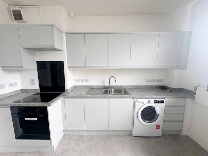 2 Bedroom Apartment To Rent In Bartlett Street, Bath, BA1
