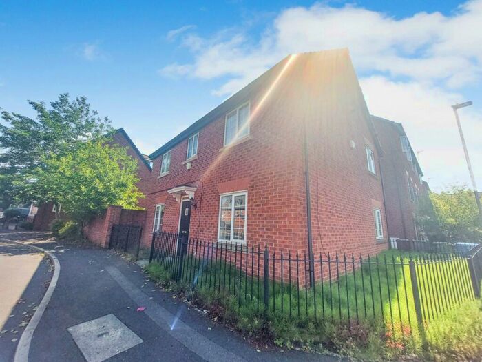 4 Bedroom House To Rent In Paprika Close, Openshaw, Manchester, M11