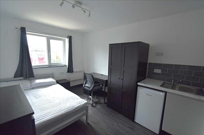 Studio To Rent In Waid Close, Room, Dartford, DA1