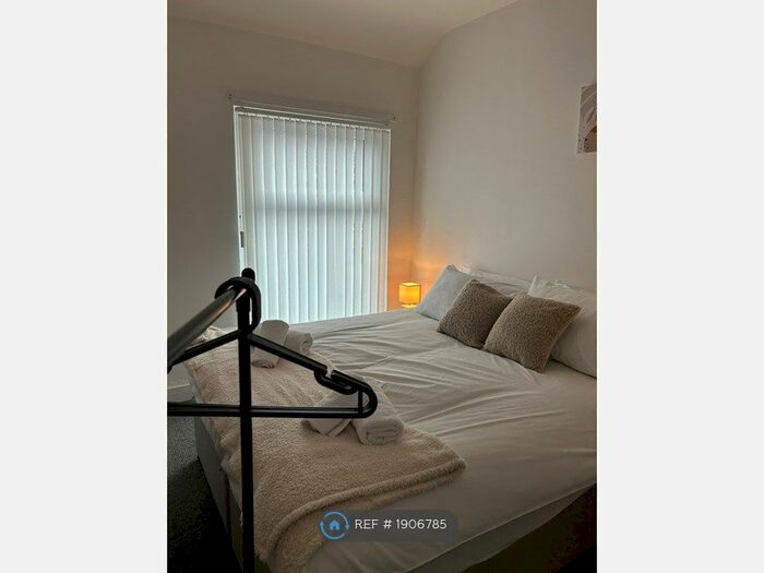 3 Bedroom Terraced House To Rent In Borough Street, Port Talbot, SA12