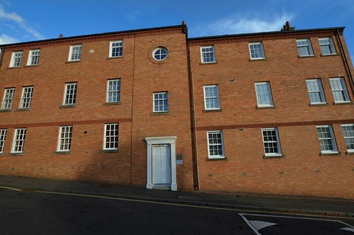 1 Bedroom Flat To Rent In St Margaret Street, Dunfermline, KY12