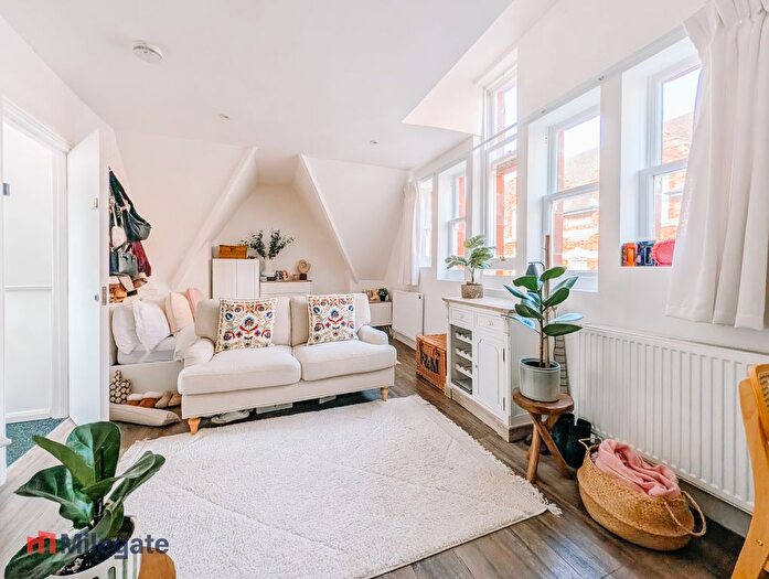 Studio To Rent In Cheapside, Reading, RG1