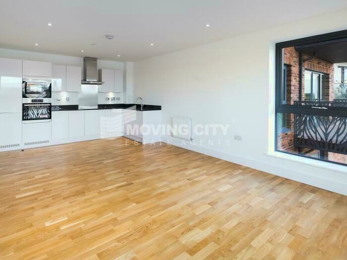 2 Bedroom Apartment To Rent In City View Point, Leven Road, Poplar, E14