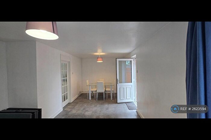 3 Bedroom Terraced House To Rent In Kiln Way, Wellingborough, NN8