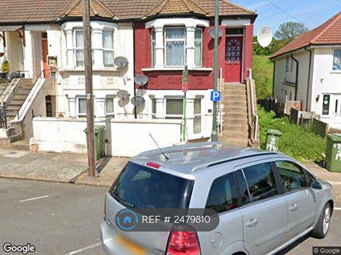 2 Bedroom Flat To Rent In Riverdale Road, Erith, DA8