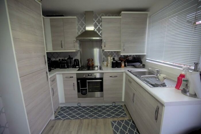 3 Bedroom Semi-Detached House To Rent In Bluebell Wood Lane, Clipstone Village, Mansfield, NG21