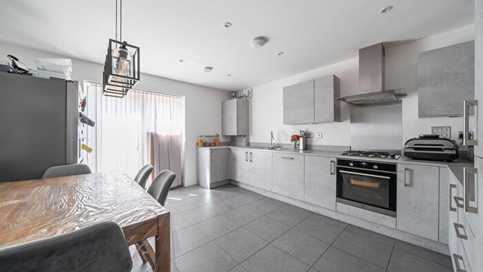 5 Bedroom Terraced House For Sale In Blackthorn Avenue, Chigwell, IG7