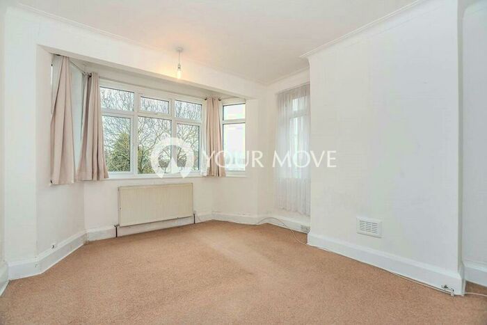2 Bedroom Flat To Rent In Royal Court, Court Road, London, SE9