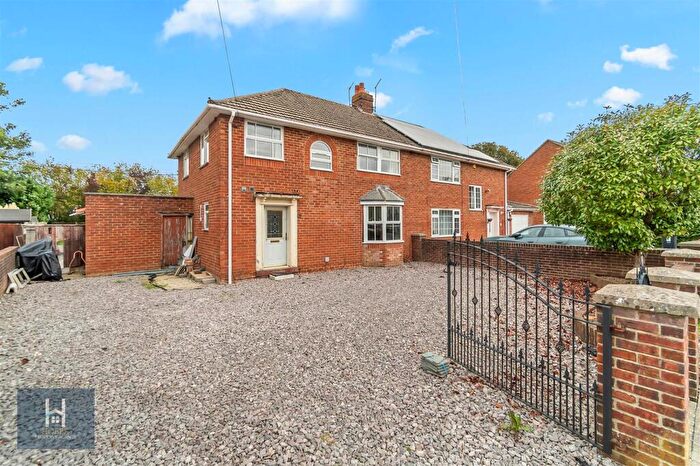 4 Bedroom Semi-Detached House For Sale In Melrose Avenue, Yate, BS37