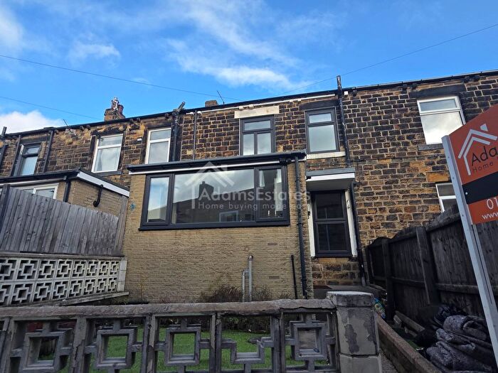 2 Bedroom Terraced House To Rent In Track Mount, Batley, WF17