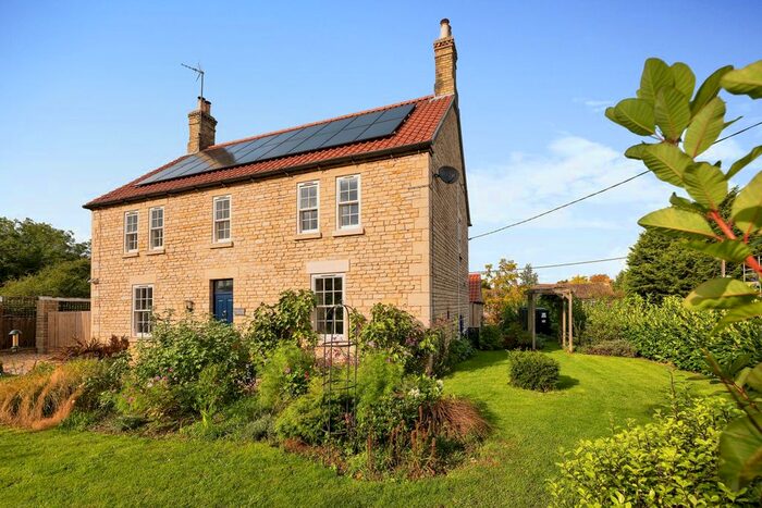 4 Bedroom Detached House For Sale In School Lane, Wilsford, Grantham, NG32