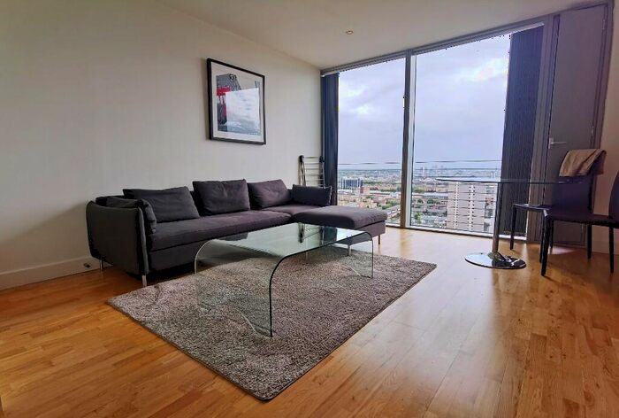 1 Bedroom Flat To Rent In Marsh Wall, London, E14