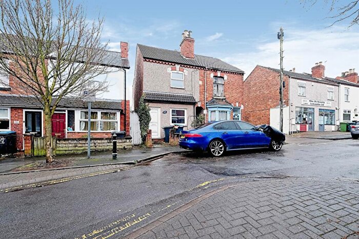 3 Bedroom Semi Detached House For Sale In Oxford Street, Rugby, CV21