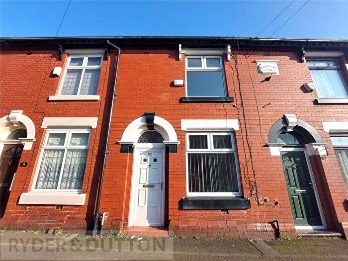 2 Bedroom Terraced House For Sale In Elizabeth Street, Ashton-Under-Lyne, Greater Manchester, OL6
