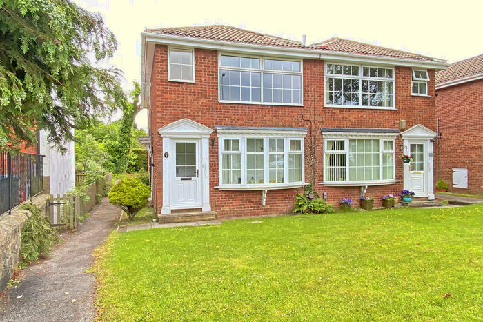 2 Bedroom Apartment To Rent In Millfield Glade, Harrogate, HG2