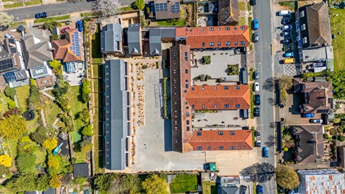 3 Bedroom End Of Terrace House For Sale In Cherry Tree Row, The Droveway, Hove, BN3