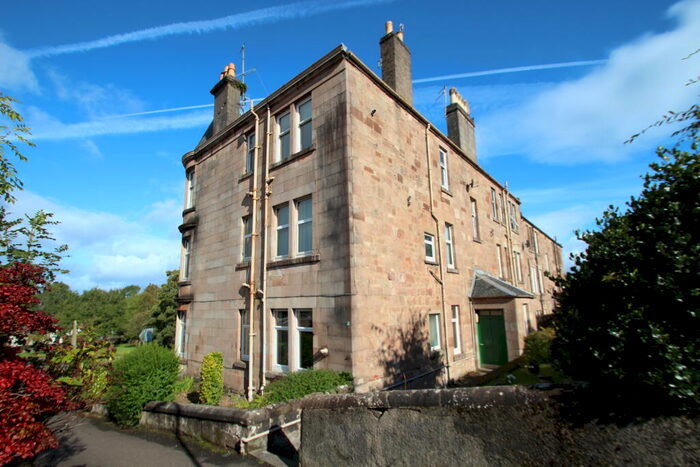 2 Bedroom Flat To Rent In Cardwell Road, Gourock, PA19