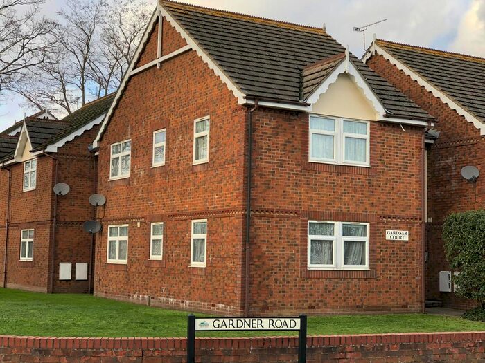 2 Bedroom Flat To Rent In Gardner Road, Christchurch, BH23