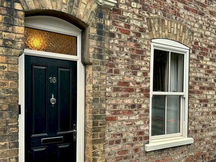 1 Bedroom Property To Rent In Scarborough Terrace, York, YO30