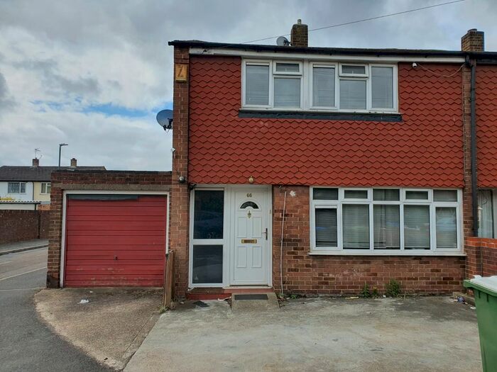 3 Bedroom Detached House To Rent In Anthony Road, Welling, Kent, DA16