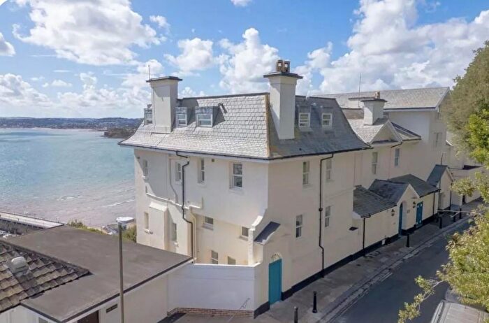 2 Bedroom Flat To Rent In Marina Court, Warren Road, Torquay, TQ2