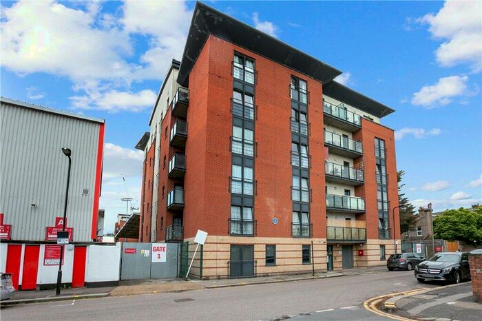 2 Bedroom Apartment To Rent In Kitchen Court, Brisbane Road, Leyton, E10