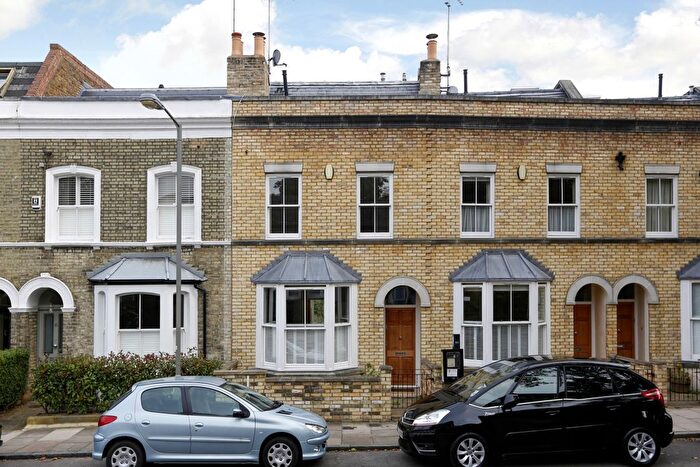 4 Bedroom Terraced House To Rent In Dyers Lane, London, SW15