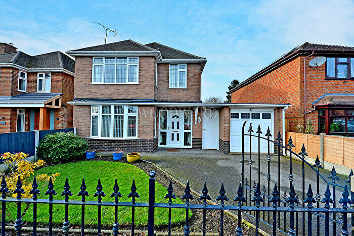 3 Bedroom Detached House For Sale In Lyncroft Avenue, Ripley, DE5