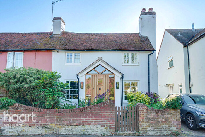 3 Bedroom Character Property For Sale In School Road, Messing, CO5