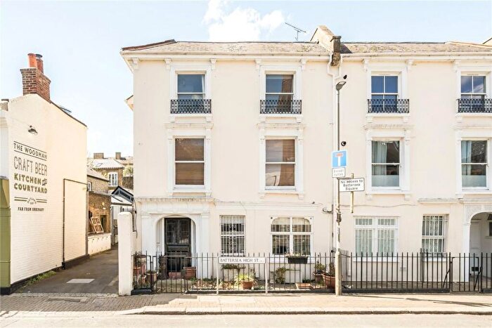 2 Bedroom Flat For Sale In Battersea High Street, Battersea Square, SW11