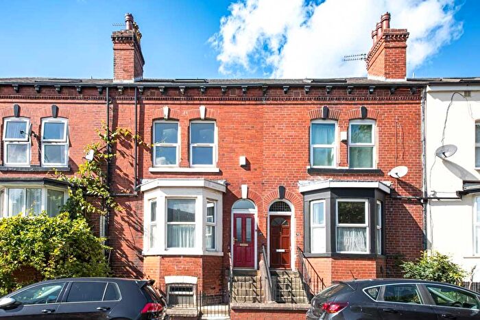 4 Bedroom Terraced House To Rent In Gathorne Terrace, Leeds, West Yorkshire, LS8