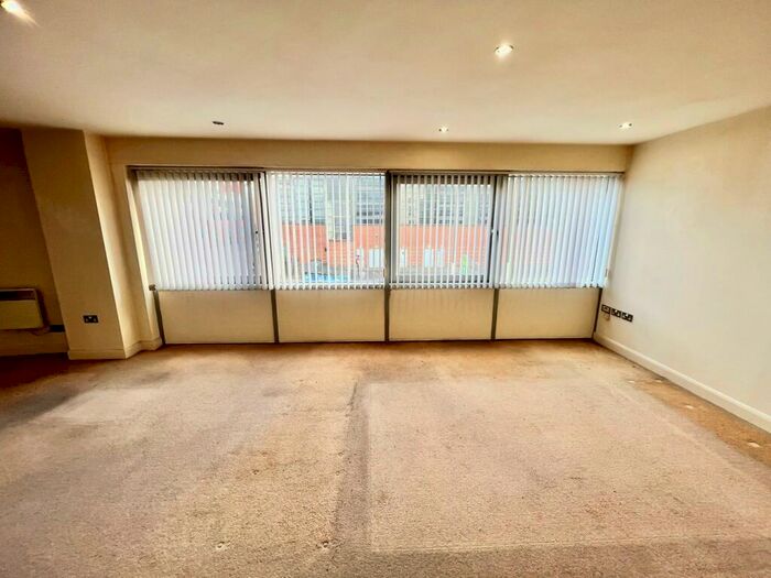 2 Bedroom Apartment To Rent In West Wear Street, Sunderland, SR1