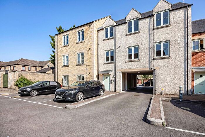 2 Bedroom Flat To Rent In New Akeman Court, West Way, Cirencester, GL7