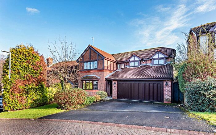 4 Bedroom Detached House To Rent In Medway Close, Wilmslow, Cheshire, SK9