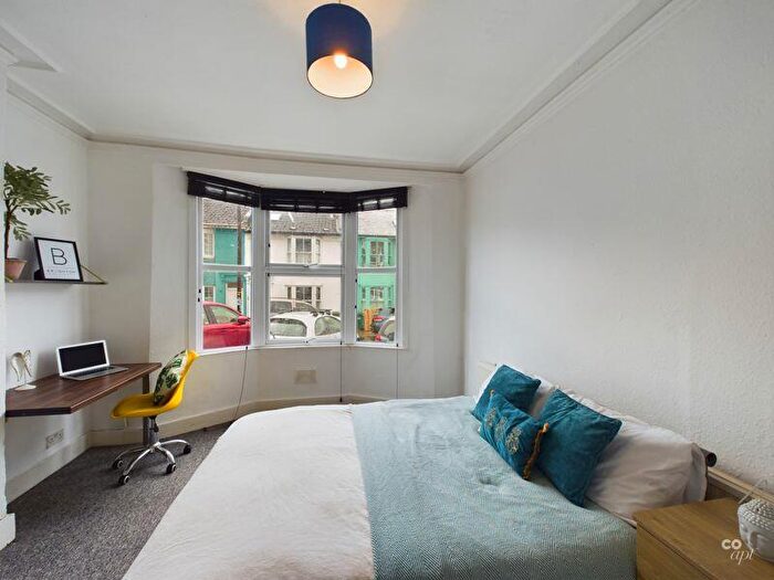 1 Bedroom Terraced House To Rent In Cobden Road, Brighton, BN2