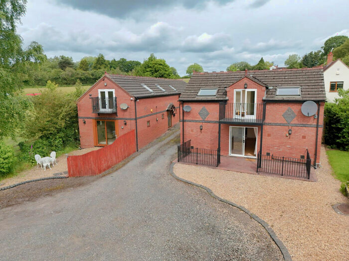 5 Bedroom Country House For Sale In Wall Hill Road, Coventry, CV7