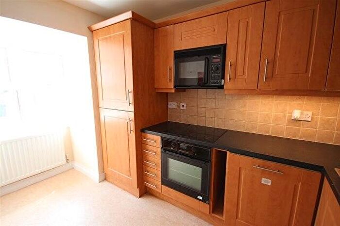 5 Bedroom Semi-Detached House To Rent In The Poplars, Nevilles Cross, Durham, DH1