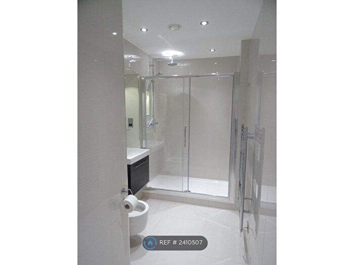 2 Bedroom Flat To Rent In Alpha Court, Harrow, HA1