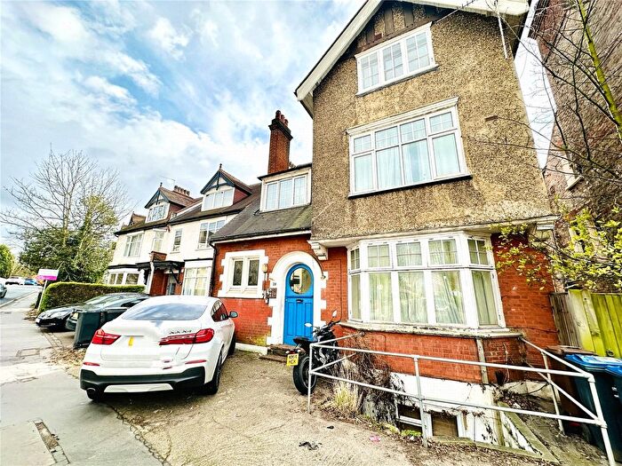 1 Bedroom Flat For Sale In Coombe Road, Croydon, CR0