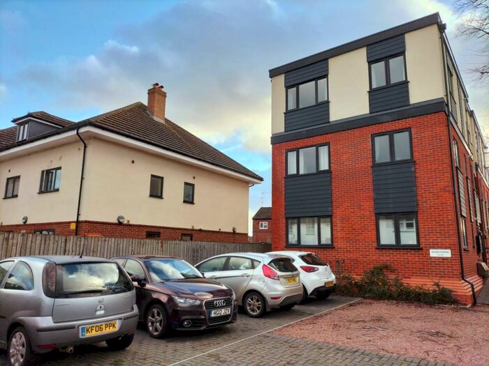 1 Bedroom Flat To Rent In Hazelwood Court, Waddon Road, Chelteham, GL52