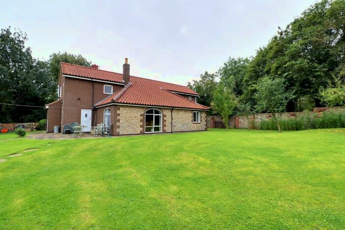 4 Bedroom Detached House For Sale In Silver Street, Winteringham, DN15