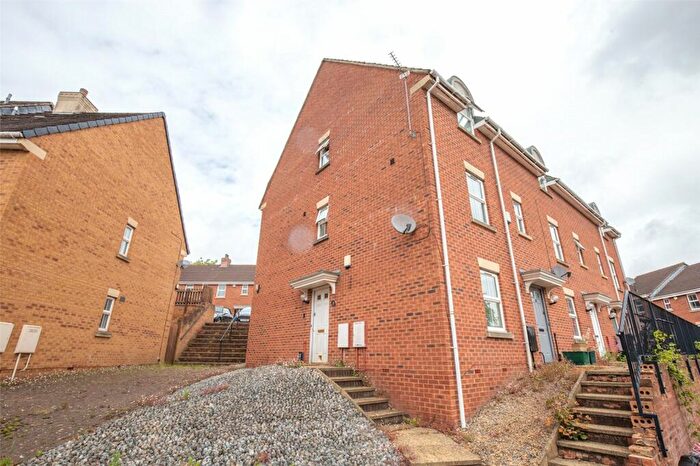 1 Bedroom Apartment For Sale In Wright Way, Stoke Park, Bristol, BS16