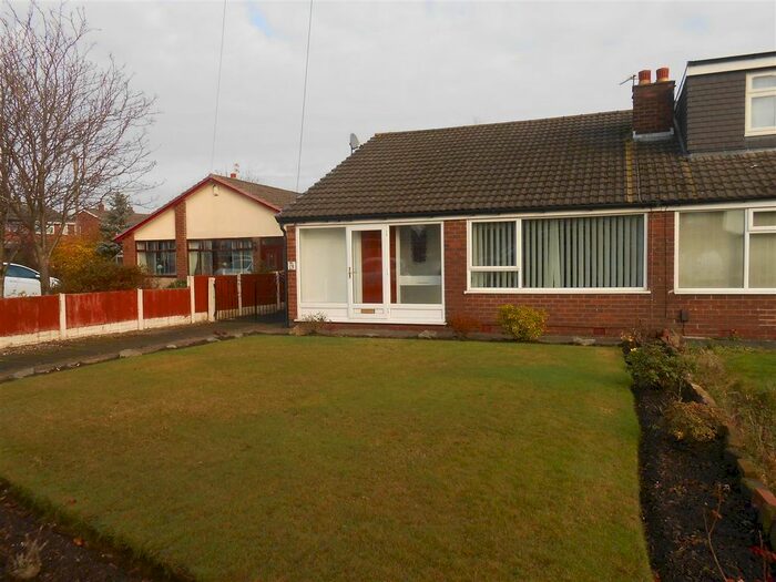 2 Bedroom Bungalow To Rent In Bispham Drive, Ashton-In-Makerfield, Wigan, WN4