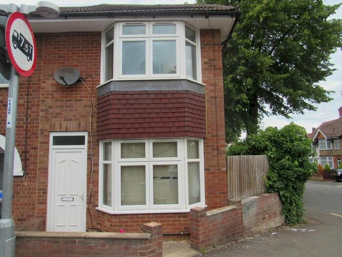 2 Bedroom Property To Rent In Balfour Road, Northampton, NN2